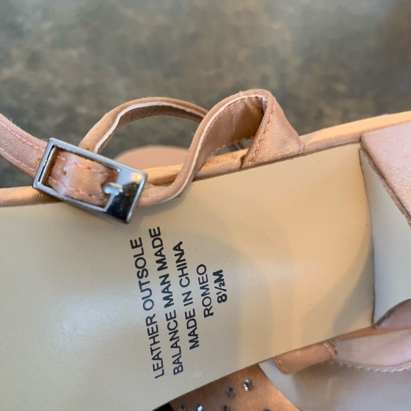 🌈Karen Scott Romeo Strappy Shoes - Picture 7 of 8